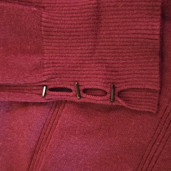 White House Black Market Turtleneck Sweater - Picture 2 of 9